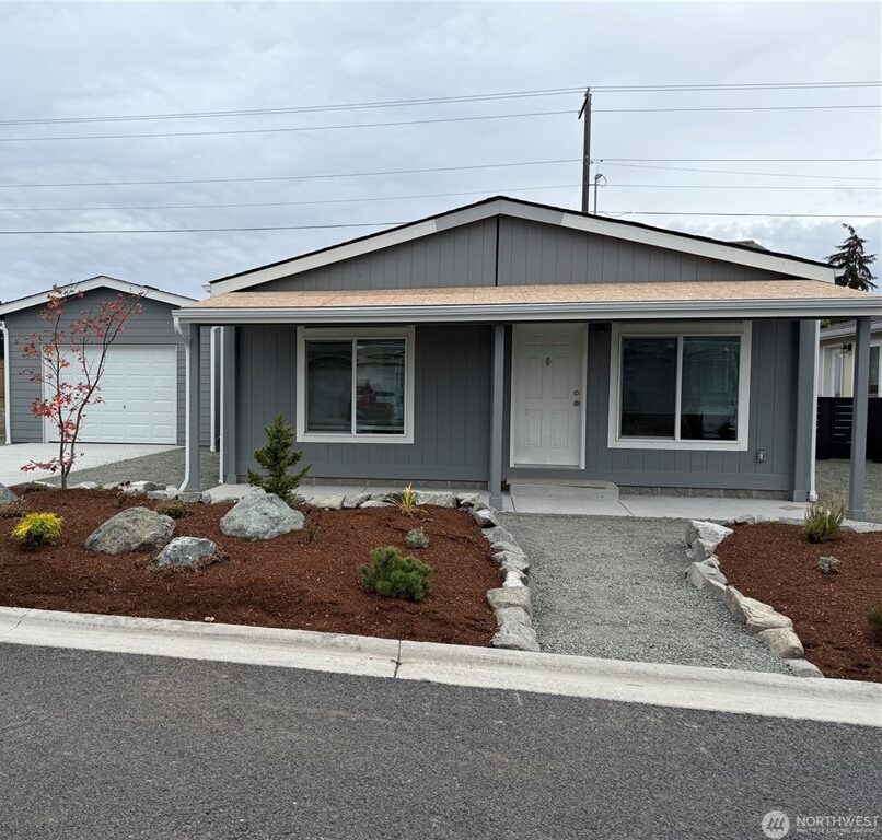 881 N Iris Ave at Lavender Meadows MHC